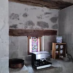 D'hotes Du Chenelong Cantal Bed & Breakfast